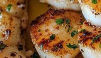 GARLIC BUTTER LOBSTER AND SCALLOPS