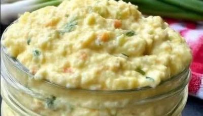 Creamy Cottage Cheese & Veggie Dip (Healthy & Protein-Packed)